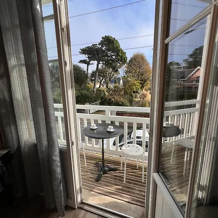 Hyper Centre Apartman *